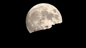 GPS on the moon: Spanish firm launches lunar navigation system