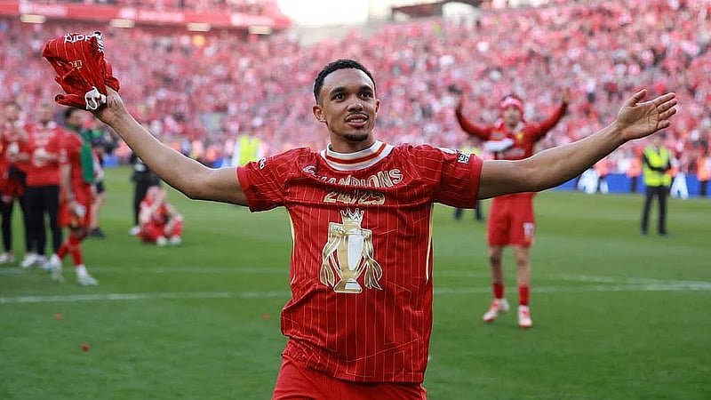 Alexander-Arnold says he is leaving Liverpool