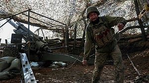 Russian and Ukrainian troops battle in ruins of Pokrovsk
