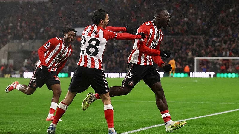 Sunderland break into top four with 3-2 comeback win over Bournemouth