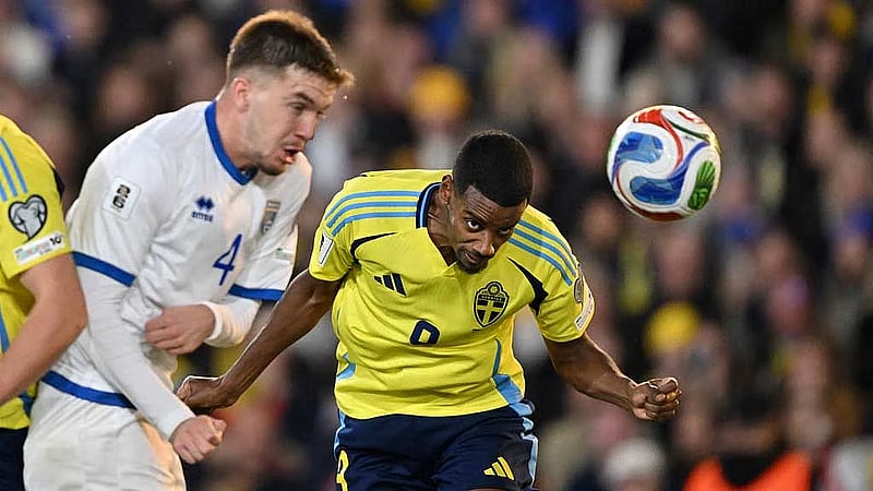 Potter picks injured Isak in his first Sweden squad, Gyokeres out