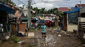 As Typhoon Kalmaegi wreaks havoc in Southeast Asia, scientists say rising temperatures are to blame