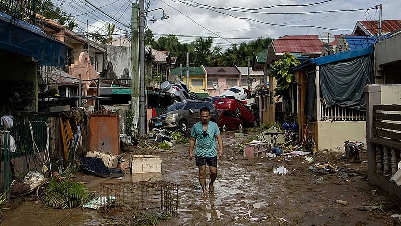 As Typhoon Kalmaegi wreaks havoc in Southeast Asia, scientists say rising temperatures are to blame