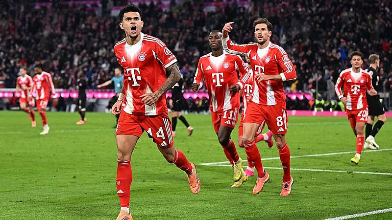 Late Diaz and Jackson goals give Bayern 3-1 win over St Pauli