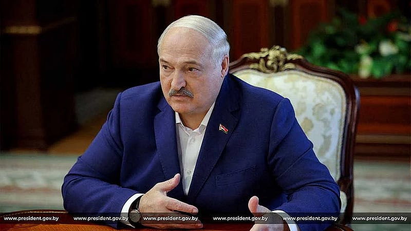 Lukashenko pardons 31 Ukrainians jailed in Belarus, state news agency reports