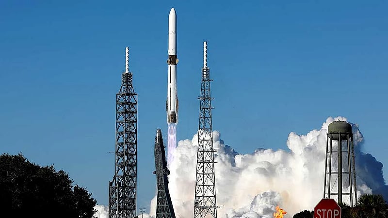 Blue Origin's New Glenn rocket deploys Mars satellites, sticks booster landing