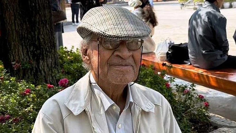 Civil servant Latiful Bari dies aged 92