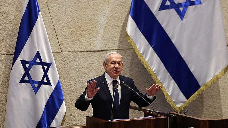 Israel's Netanyahu seeks pardon in years-long corruption trial