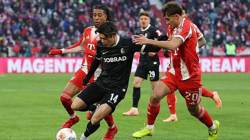 Olise leads Bayern six-goal comeback to crush Freiburg