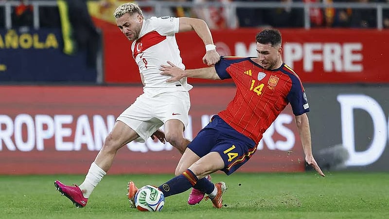 Spain qualify for World Cup after 2-2 draw with Turkey