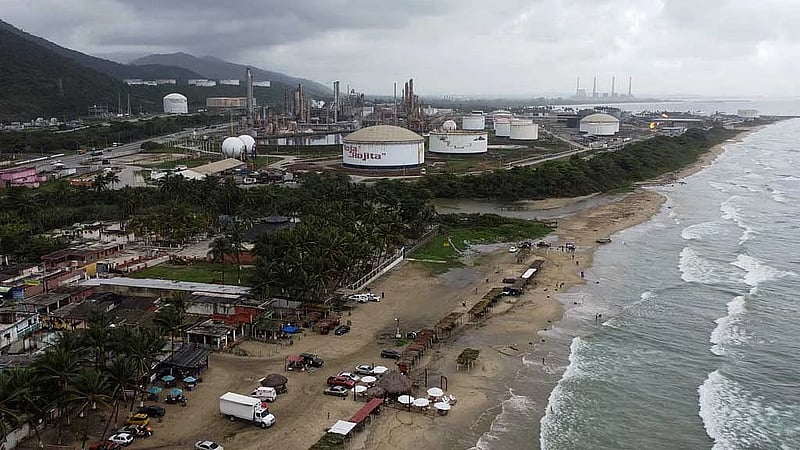 What could Maduro offer Trump in potential talks? Oil