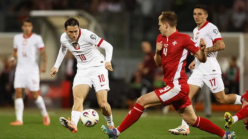 Poland snatch victory over Malta to clinch World Cup playoff spot