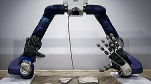 Putting Pompeii's pieces together, with the help of a robot