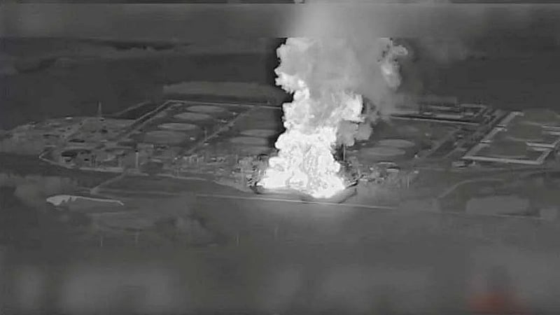 Russia using spare oil refining capacity to offset Ukrainian drone damage, sources say