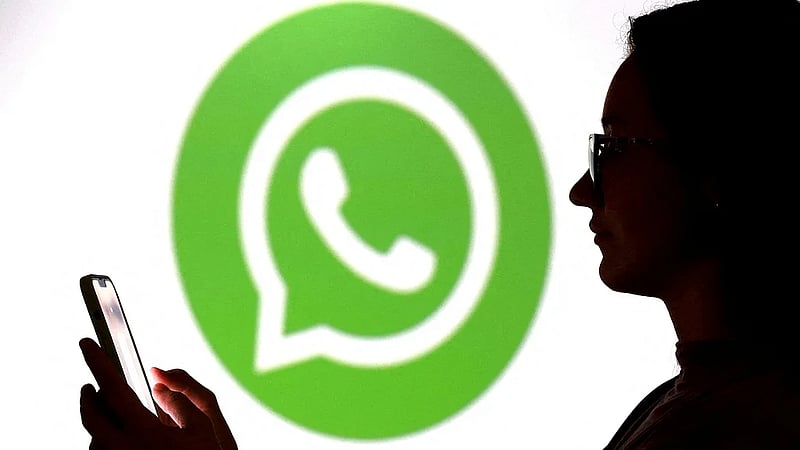 Russia threatens full ban on WhatsApp