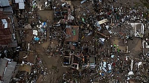 Typhoon Kalmaegi death toll hits 114 in Philippines; storm rebuilds strength as it heads to Vietnam