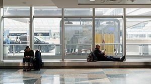 US hit with second day of flight cuts as shutdown drags on