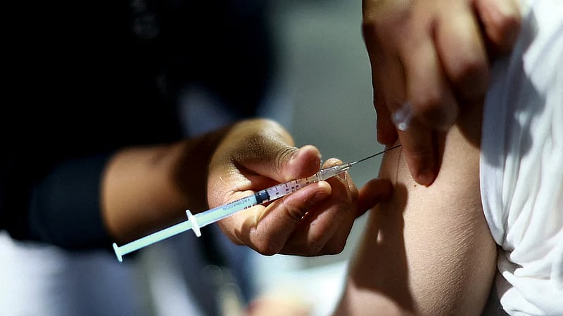 US FDA memo links 10 child deaths to COVID vaccines, New York Times reports