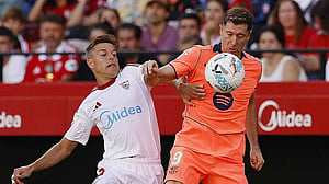 Misfiring Barcelona suffer 4-1 loss at Sevilla
