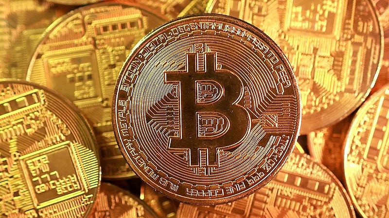 Bitcoin falls nearly 2% to $93,684