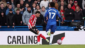 Sunderland stun Chelsea with 2-1 win at Stamford Bridge