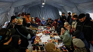 Russian bombardment plunges hundreds of thousands of Ukrainians into blackout