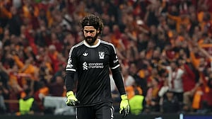 Liverpool without Becker as they look to right the ship against Man United