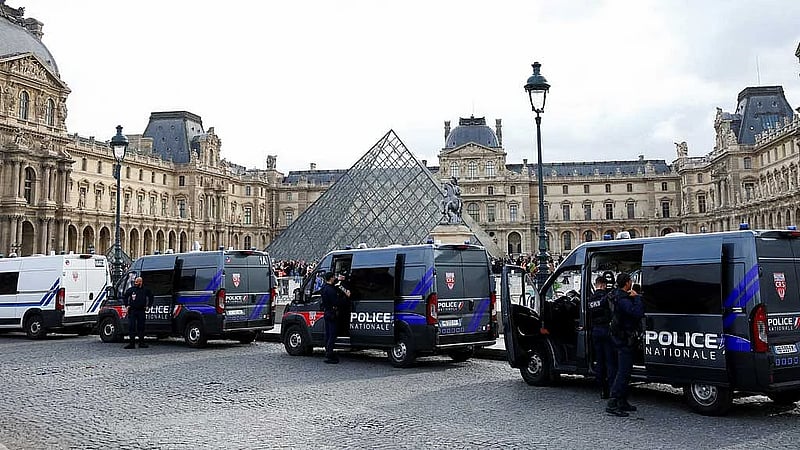 Louvre heist suspects 'partially admit' involvement, stolen jewels still missing