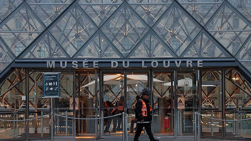 More Louvre heist suspects arrested, French media report