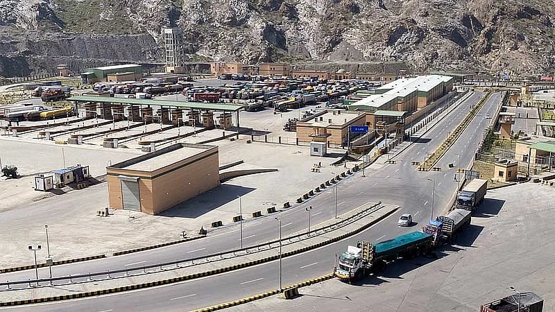China is very concerned about Pakistan-Afghanistan clashes, foreign ministry says