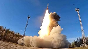 Russia holds nuclear drills, Ukraine seeks Swedish jets as Trump delays summit