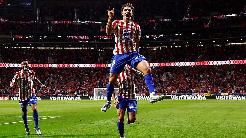 Atletico fightback against Rayo Vallecano thanks to Alvarez's hat-trick
