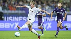 De Bruyne returns to Etihad as City face Napoli in Champions League