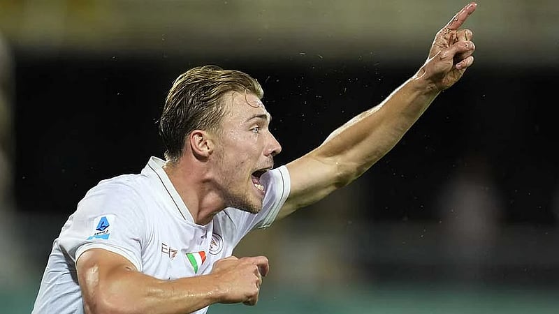 Hojlund looks to fill Napoli void as pressure mounts on Serie A rivals