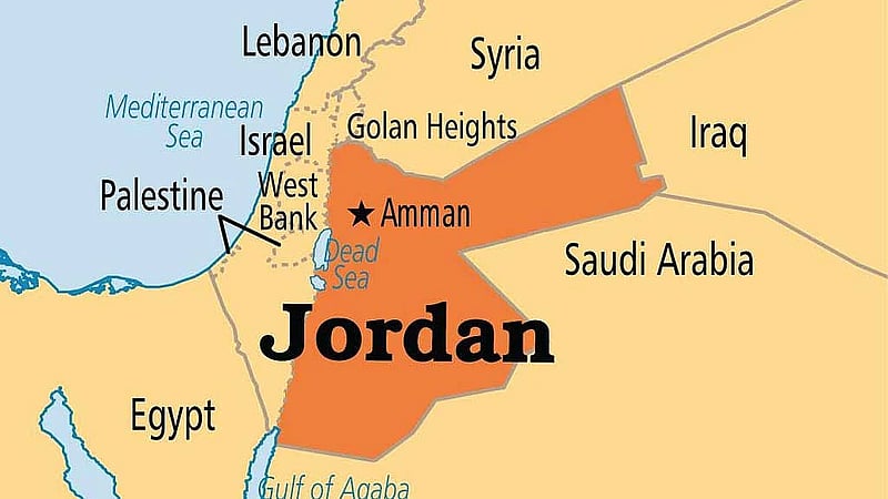 Two Israelis killed in attack at Jordan border crossing