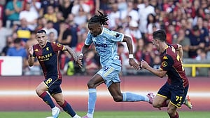 Juventus win at Genoa as Vlahovic comes off the bench to score again