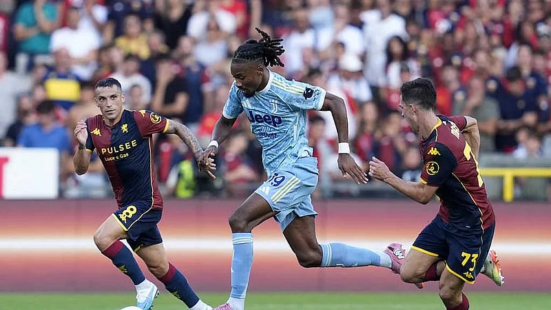 Juventus win at Genoa as Vlahovic comes off the bench to score again