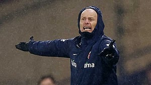 Norway coach Solbakken calls for faster ball kids in World Cup push