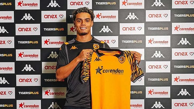 Ronaldinho's son joins Championship side Hull