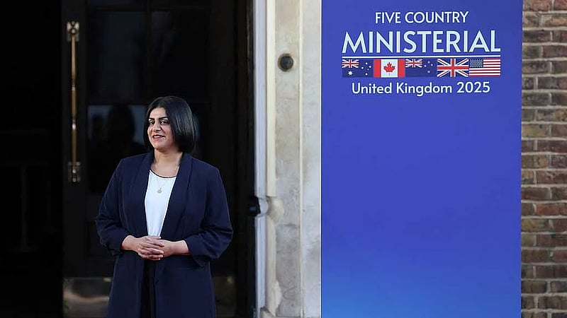 Britain could cut visas from countries that don't accept migrant returns