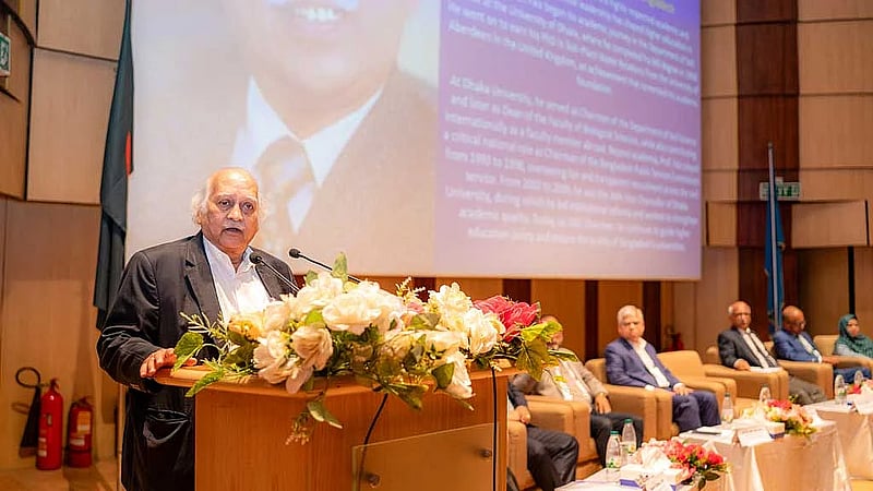 IUB marks World Pharmacists Day 2025 with seminar on sustainable healthcare