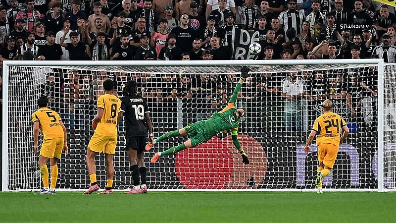 Juventus deny Dortmund with last-gasp fightback in eight-goal epic