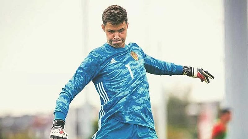 Man Utd sign Lammens to shore up goalkeeping position