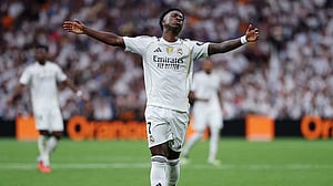 Alonso defends rotation policy as Vinicius tensions simmer