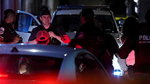 Washington's immigrant neighbourhoods push back against ICE arrests