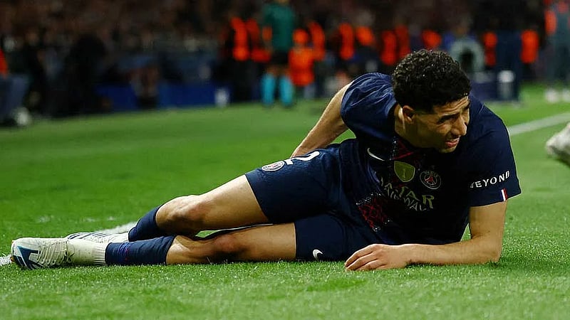PSG's Hakimi out of Champions League trip to Bayern with thigh injury