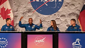 Artemis astronaut describes charring on heat shield during crew's fiery return to Earth