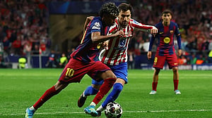 Atletico survive Barca scare to reach first Champions League semi in nine years