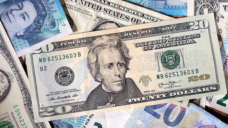 Dollar steady as traders assess stuttering US-Iran talks