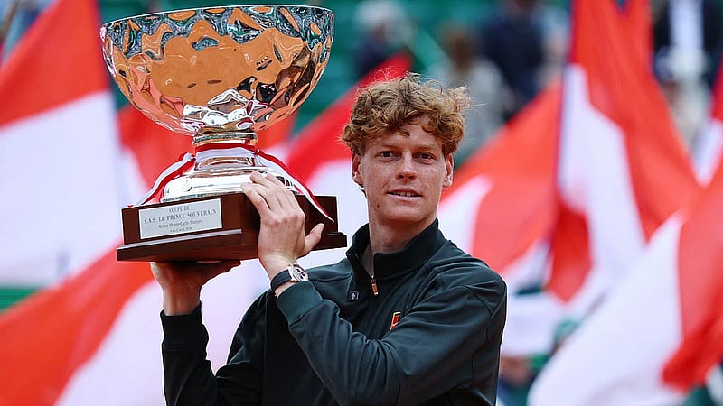 Sinner beats Alcaraz in Monte Carlo final to top rankings